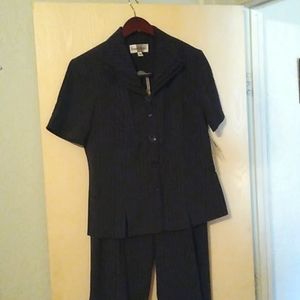 2 Piece Blue pinstripe pantsuit